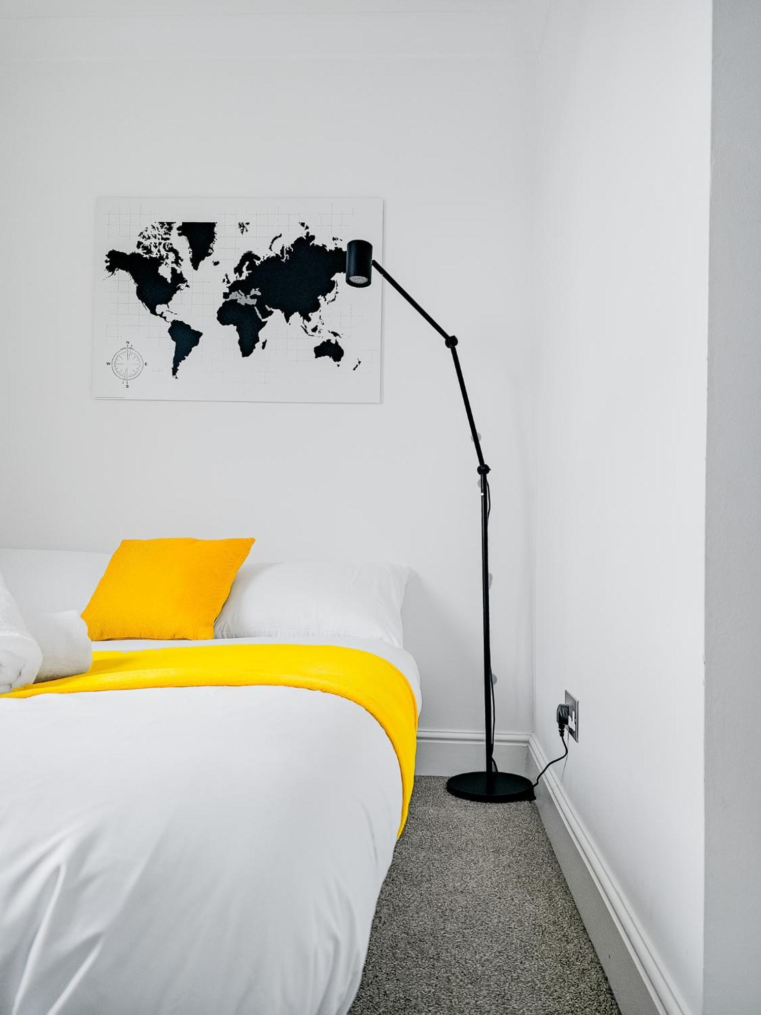 Charming London Home, Opp Arnos Grove Underground Station, Parking New Southgate ภายนอก รูปภาพ
